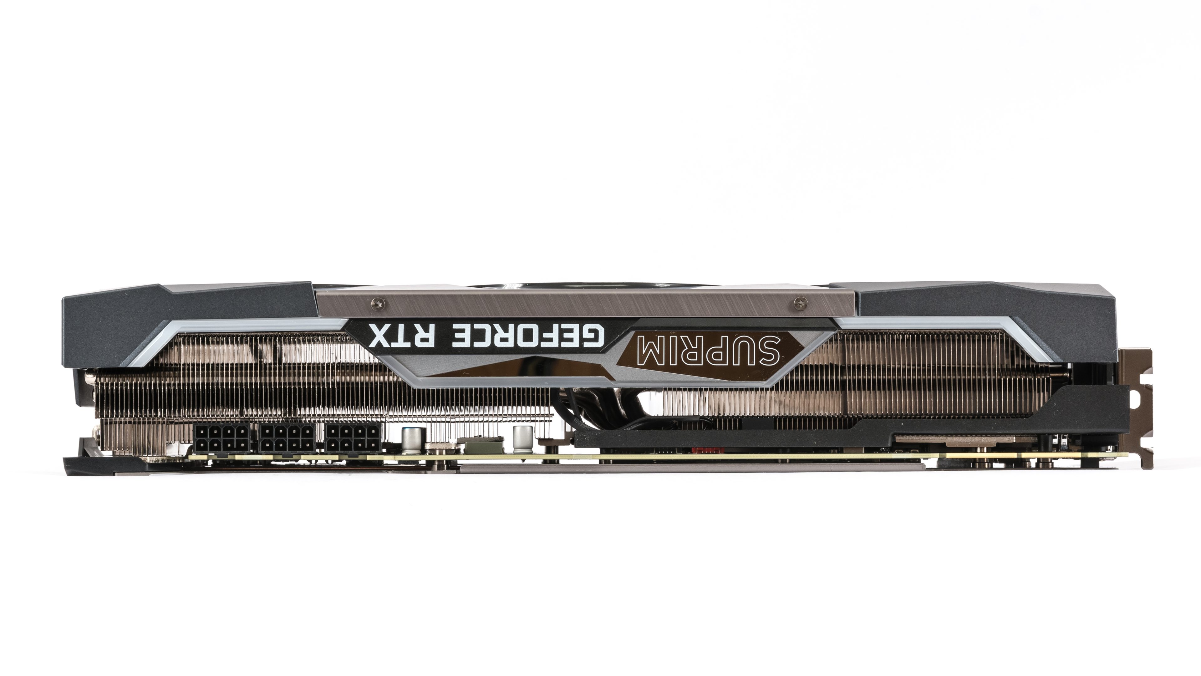 MSI GeForce RTX 3090 Suprim X: 420W monstrum v testu