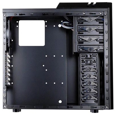 SilverStone uvádí mid-tower case Precision PS03  