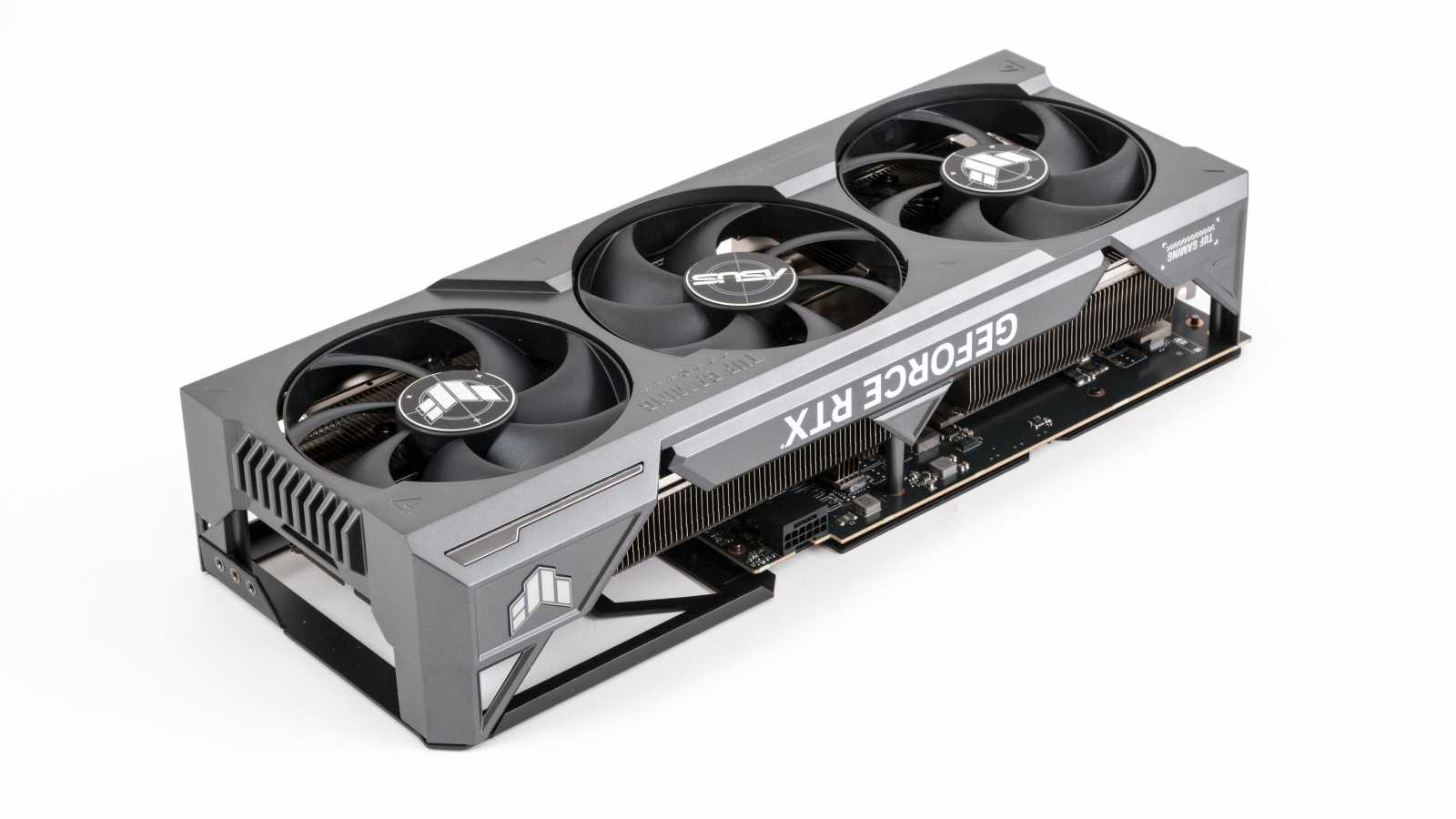 ASUS TUF RTX 4080 Gaming OC Ed. O16G v testu: Špičková karta za děsnou cenu