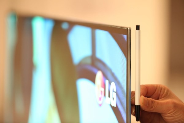 LG v příštím roce představí největší OLED TV, bude mít 55 palců