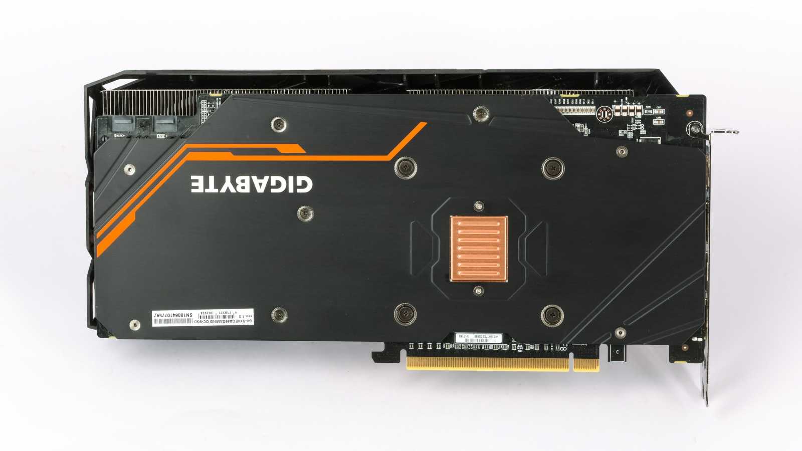 Radeon RX Vega 56 od Gigabyte v testu: rarita pro šest LCD