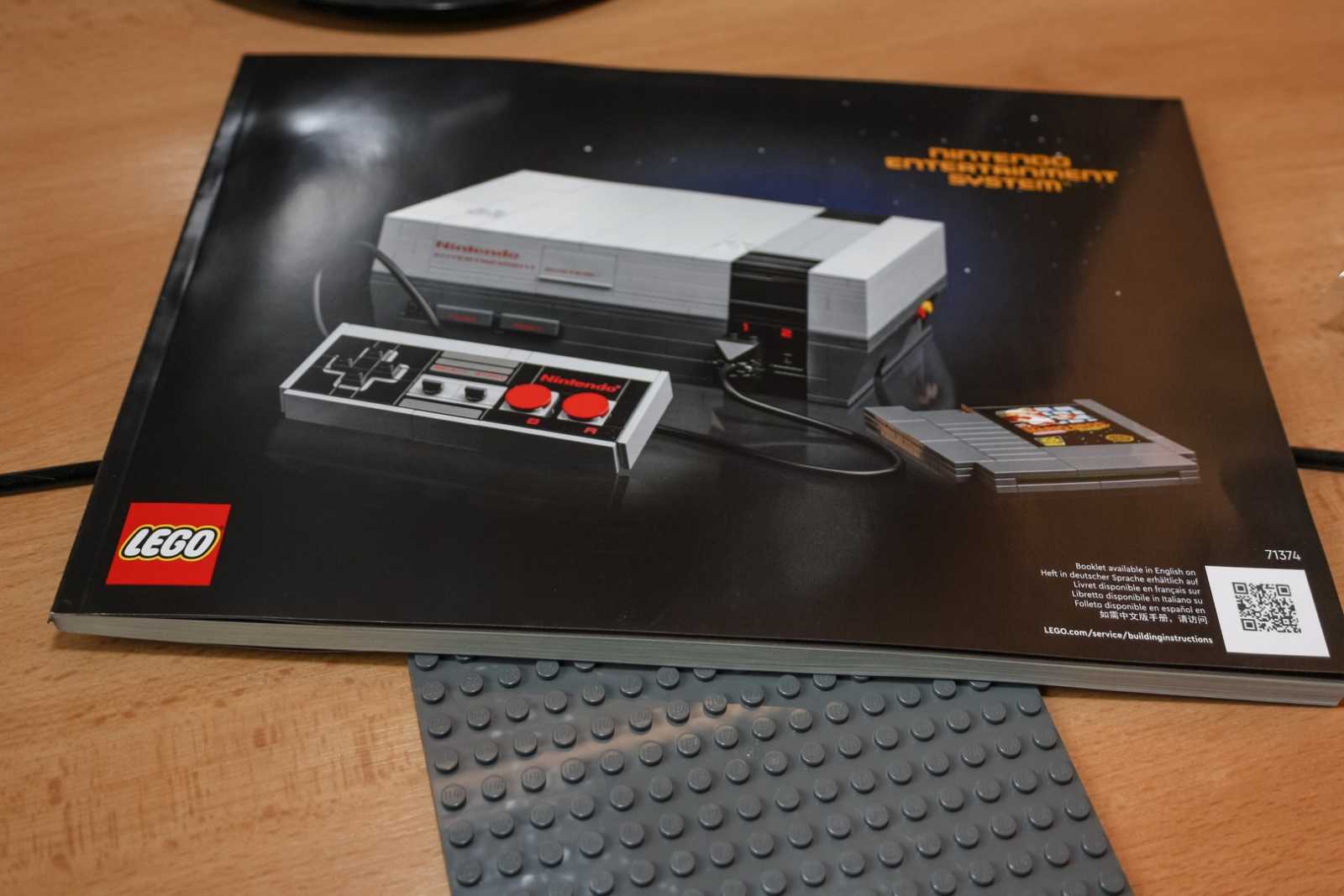 NES, jeho jméno je Lego NES!