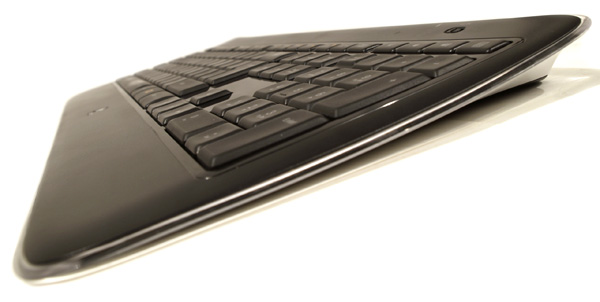 Logitech Wireless Illuminated Keyboard – průvodce tmou