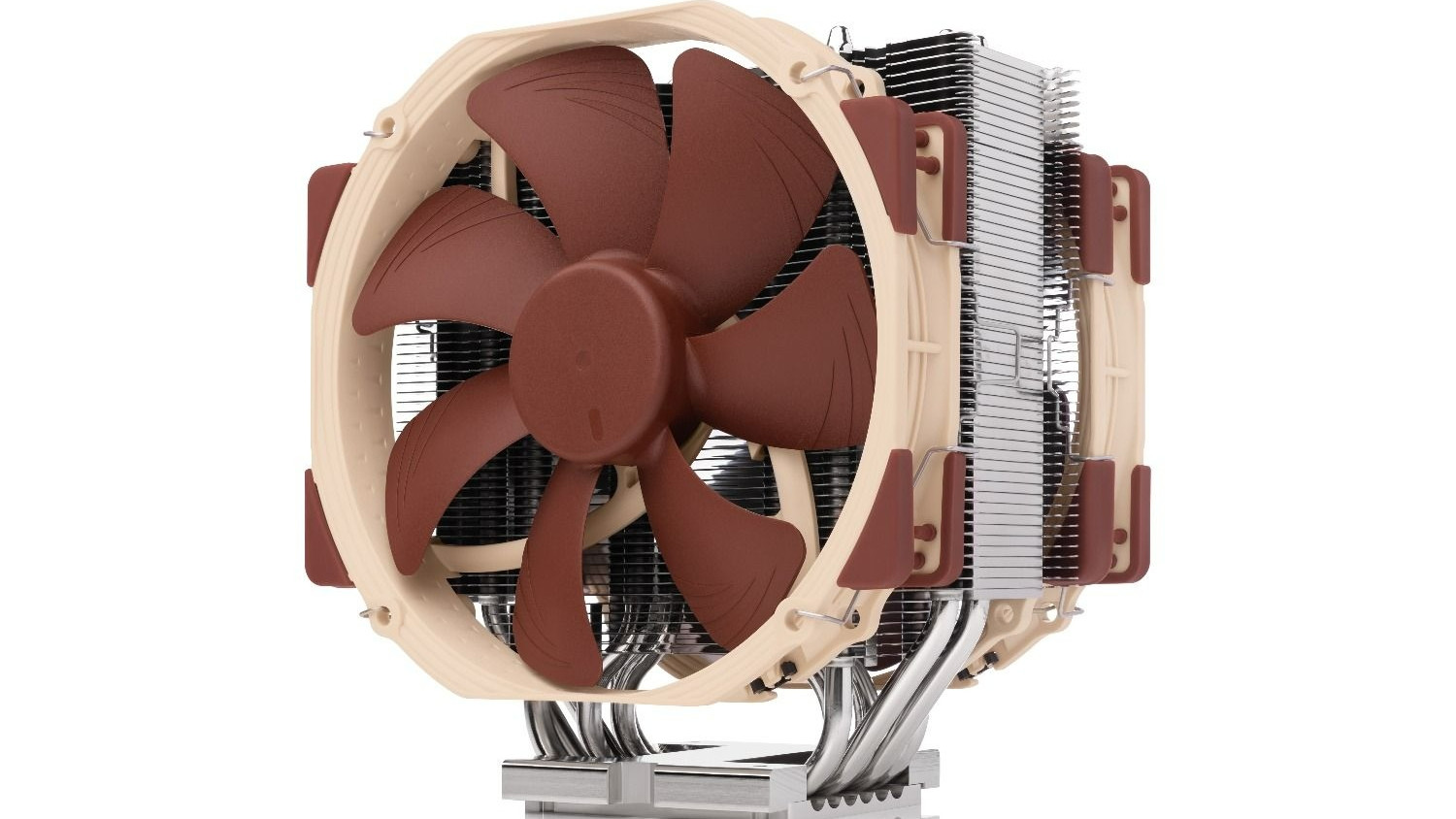 Vzduchový chladič Noctua zvládl uchladit obludný Xeon s 56 jádry a žeroucí 700 W