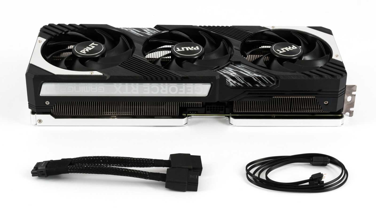 Test Palit GeForce RTX 4070 GamingPro: maximální pohoda na minimálních otáčkách