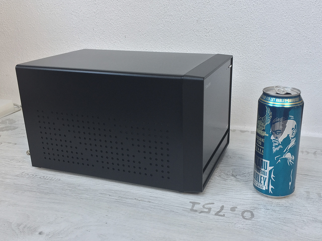 Shuttle XPC cube SH370R8 – spoutaná bestie