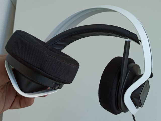 Vybavení  HP OMEN - klimatizovaný headset a fajn myš