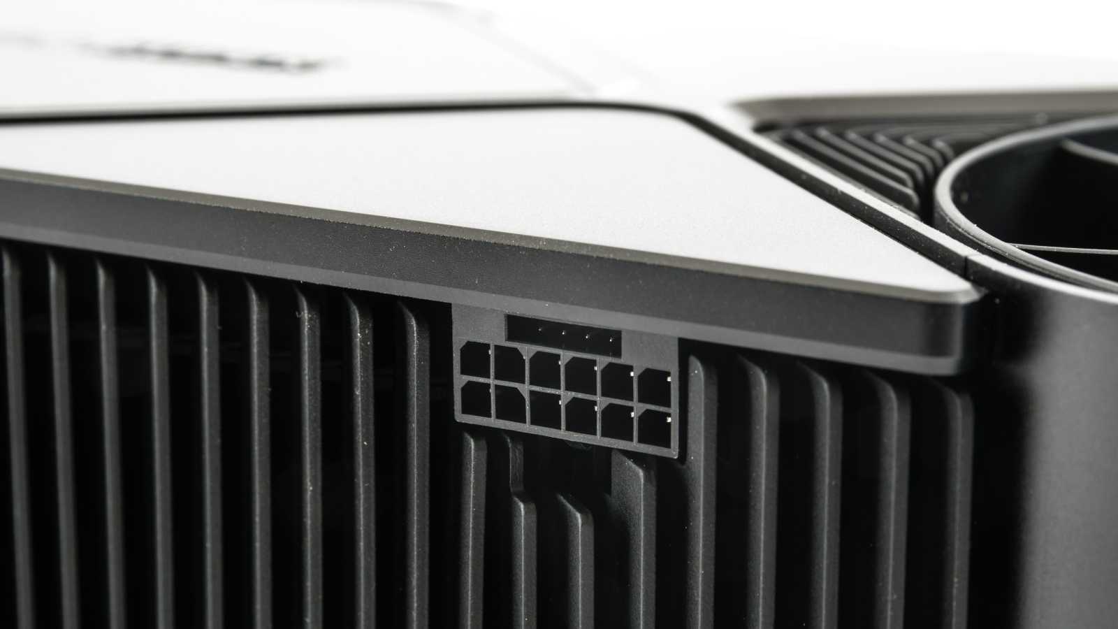 GeForce RTX 4080 Super Founders Edition: etalon od Nvidie v testu