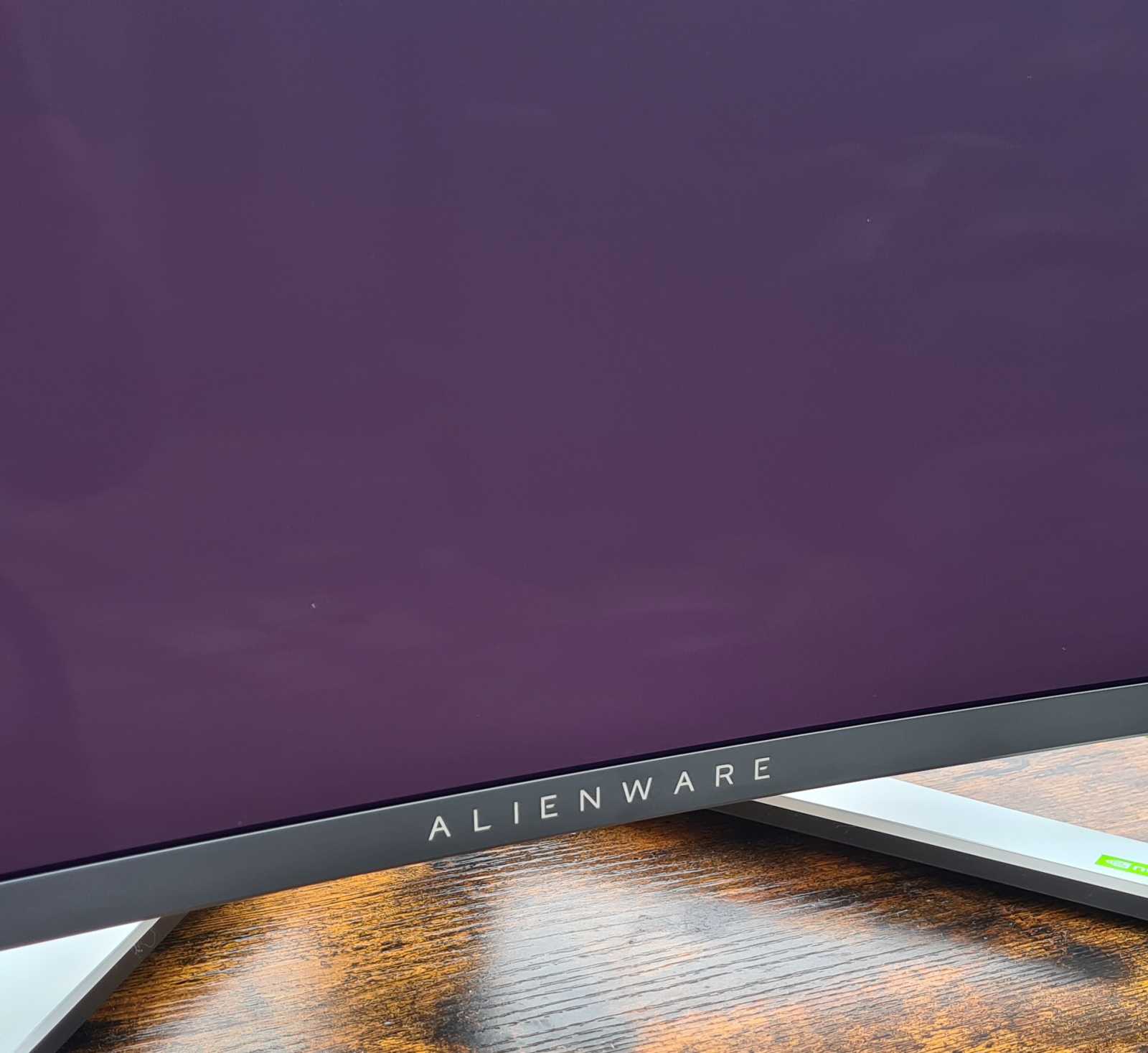 Alienware AW3423DW: Jak se hraje na panelu QD-OLED z budoucnosti