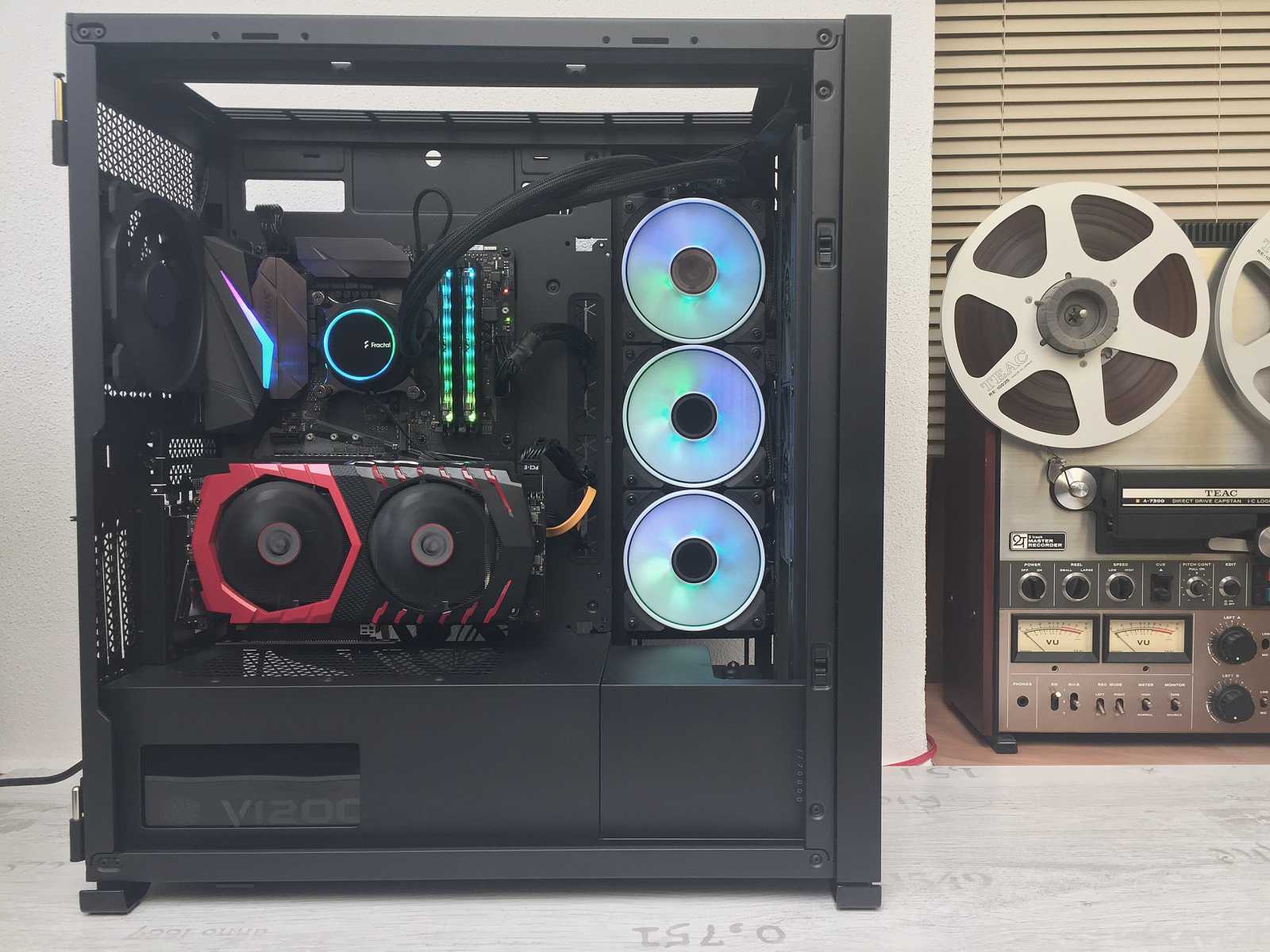 Test skříně Corsair 7000D AIRFLOW