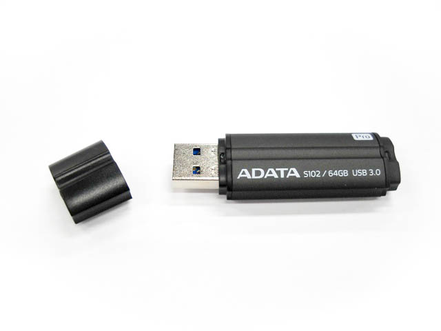 Devět 64GB flash disků pro USB 3.0 a 3.1 v testu