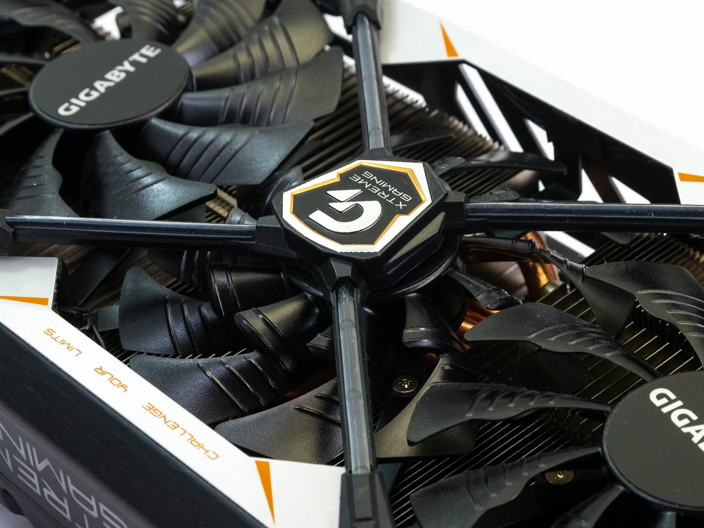 Gigabyte GTX 1080 Xtreme Gaming: zpátky na koni