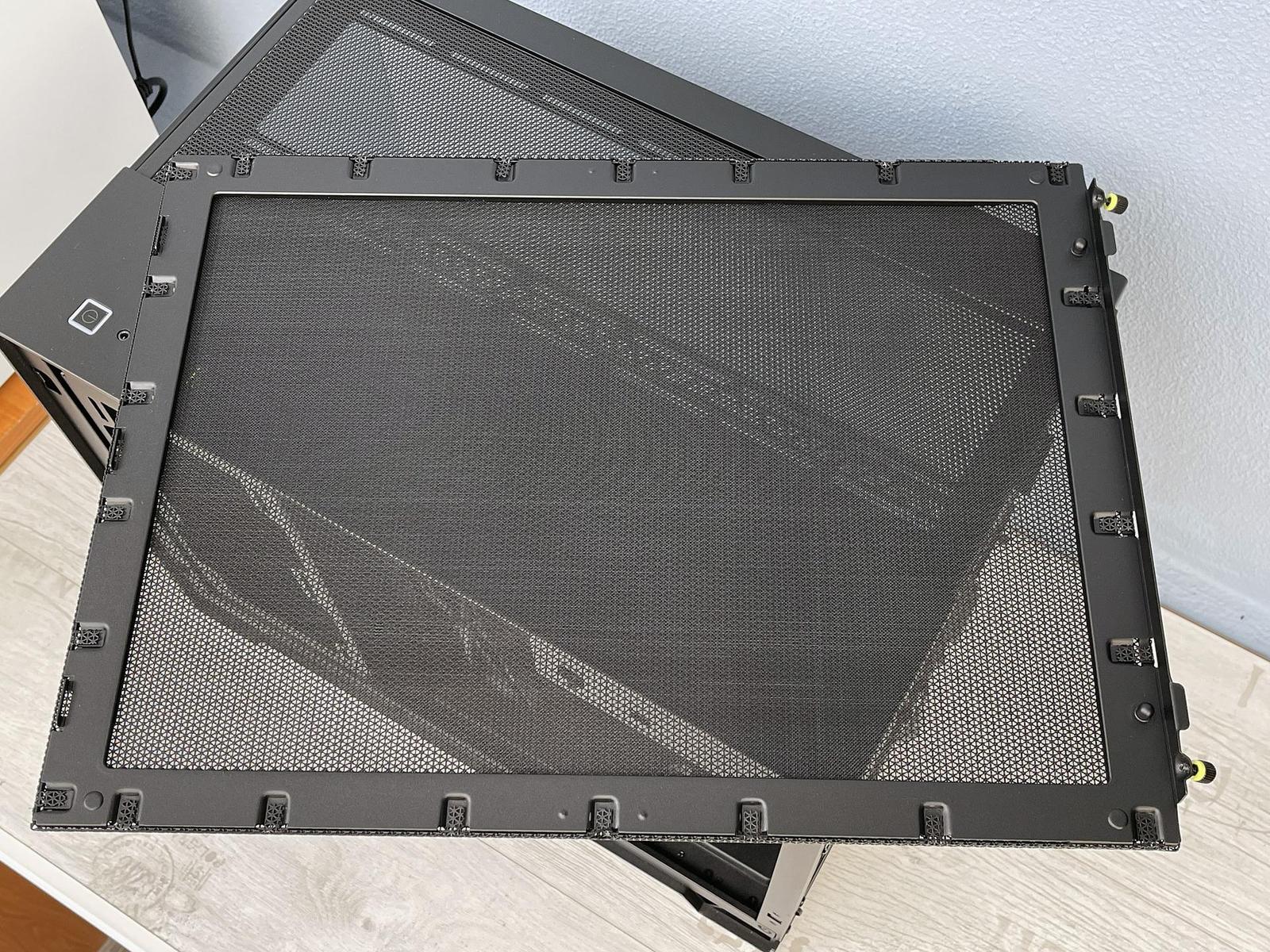 Test skříně Corsair 2500X s ventilátory iCUE LINK RX RGB