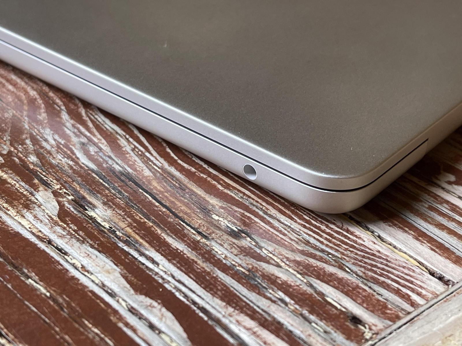 Zkušenosti s Macbook Air M3: lehký, praktický, každodenní