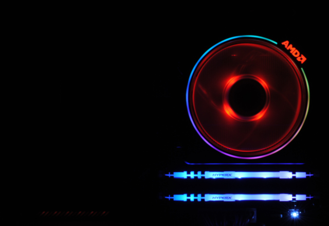 RGB šílenství a paměti HyperX Fury RGB 