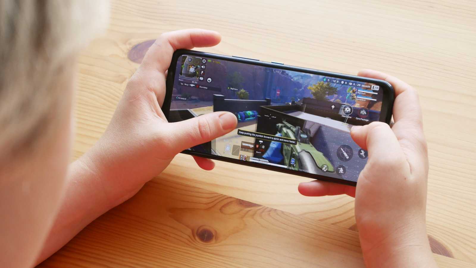 Recenze Asus ROG Phone 6D: jde to i levněji!