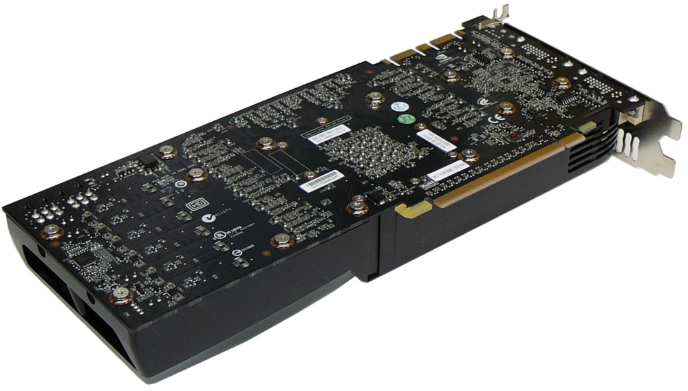 Radeon HD 4890 proti GeForce GTX 275