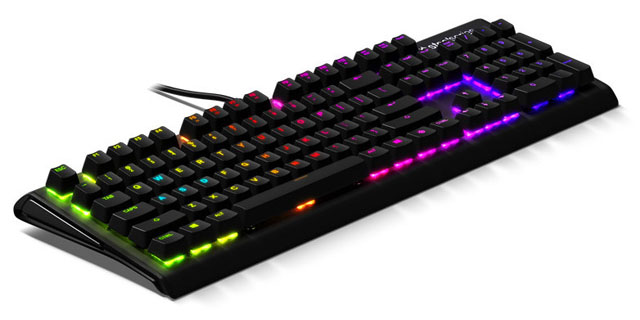 SteelSeries přichází s mechanickou klávesnicí Apex M750 s RGB nasvícením a hliníkovým rámem