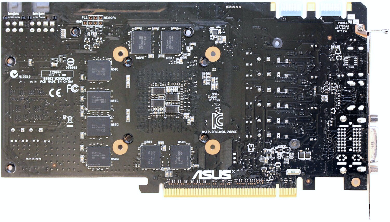 Asus ROG Striker GTX 760: střední třída v Platinové edici