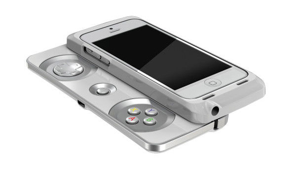 Razer Junglecat – gamepad pro iPhone, který vypadá jako Xperia Play
