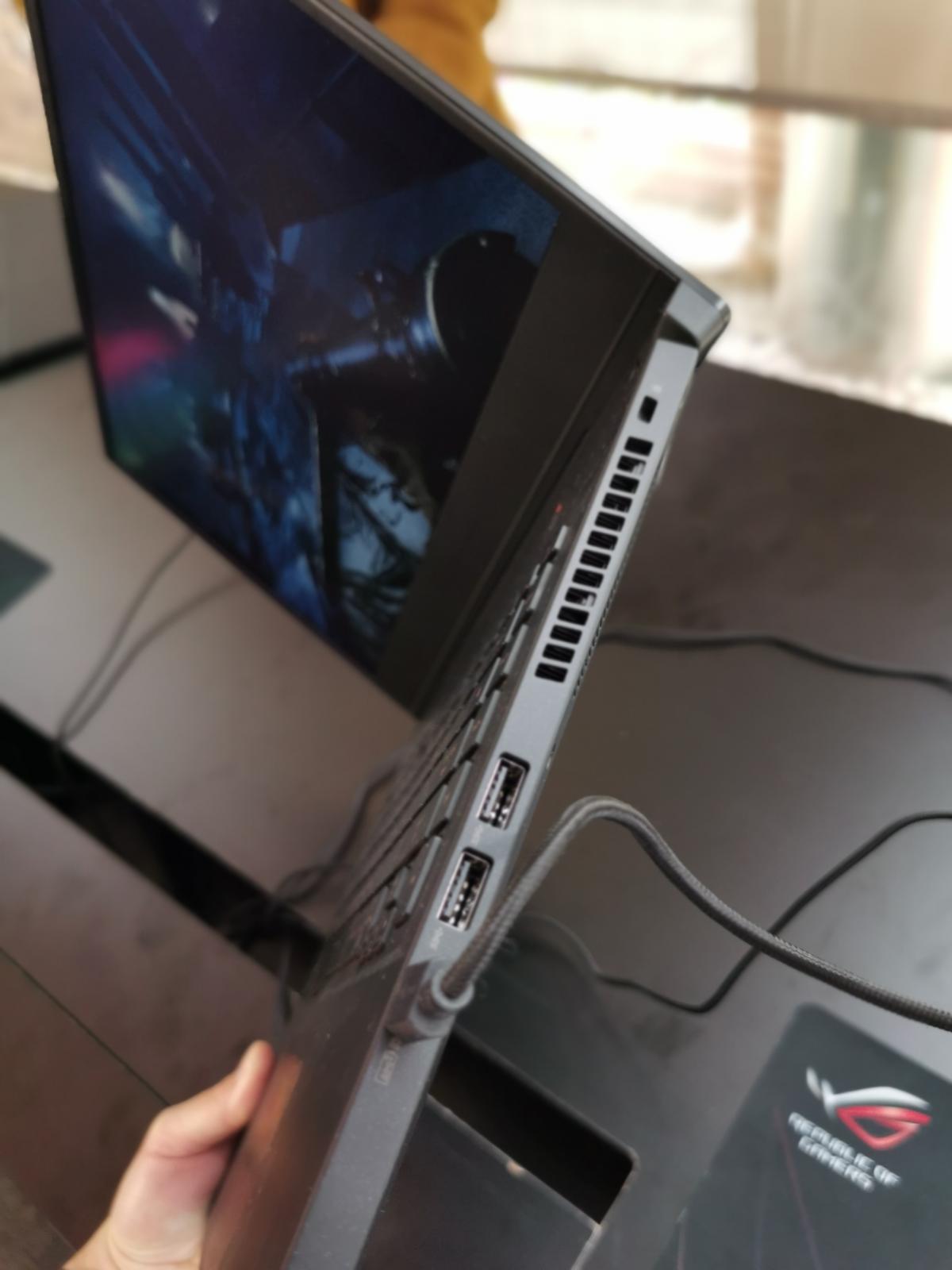 ASUS představil nové notebooky ROG. Udělají všem hráčům radost!