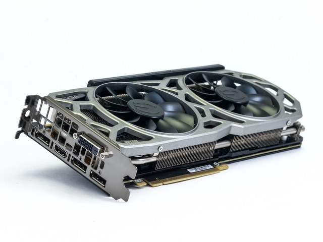 EVGA GTX 1080 Ti FTW3 ICX: Něco pro krotitele šelem