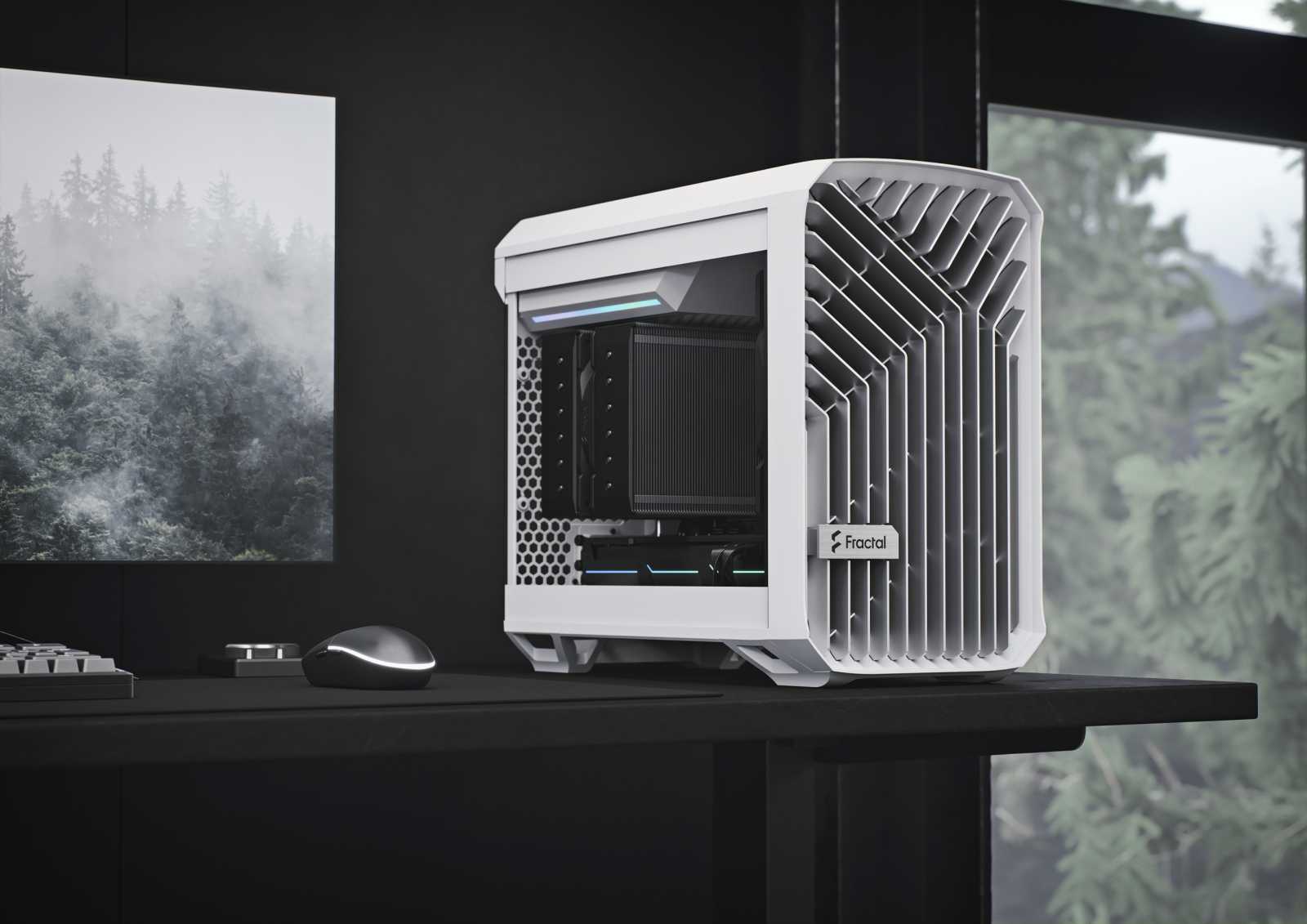 Test skříní Fractal Design Torrent Compact a Nano - designové skvosty v menším provedení