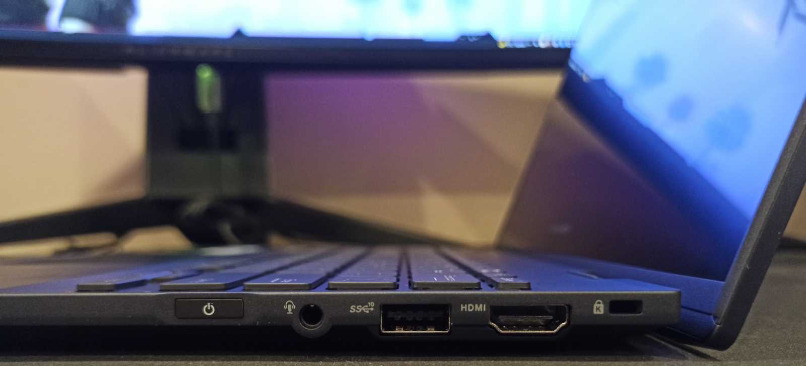 ASUS ExpertBook B5 Flip B5302FE: parádní vercajk pro manažery