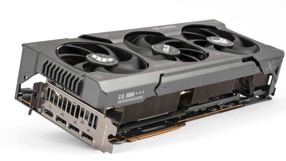 Asus TUF Radeon RX 7900 XT: Vliv profilů pro ztišení, přetaktování, či undervolting v ovladačích AMD na výkon a vlastnosti