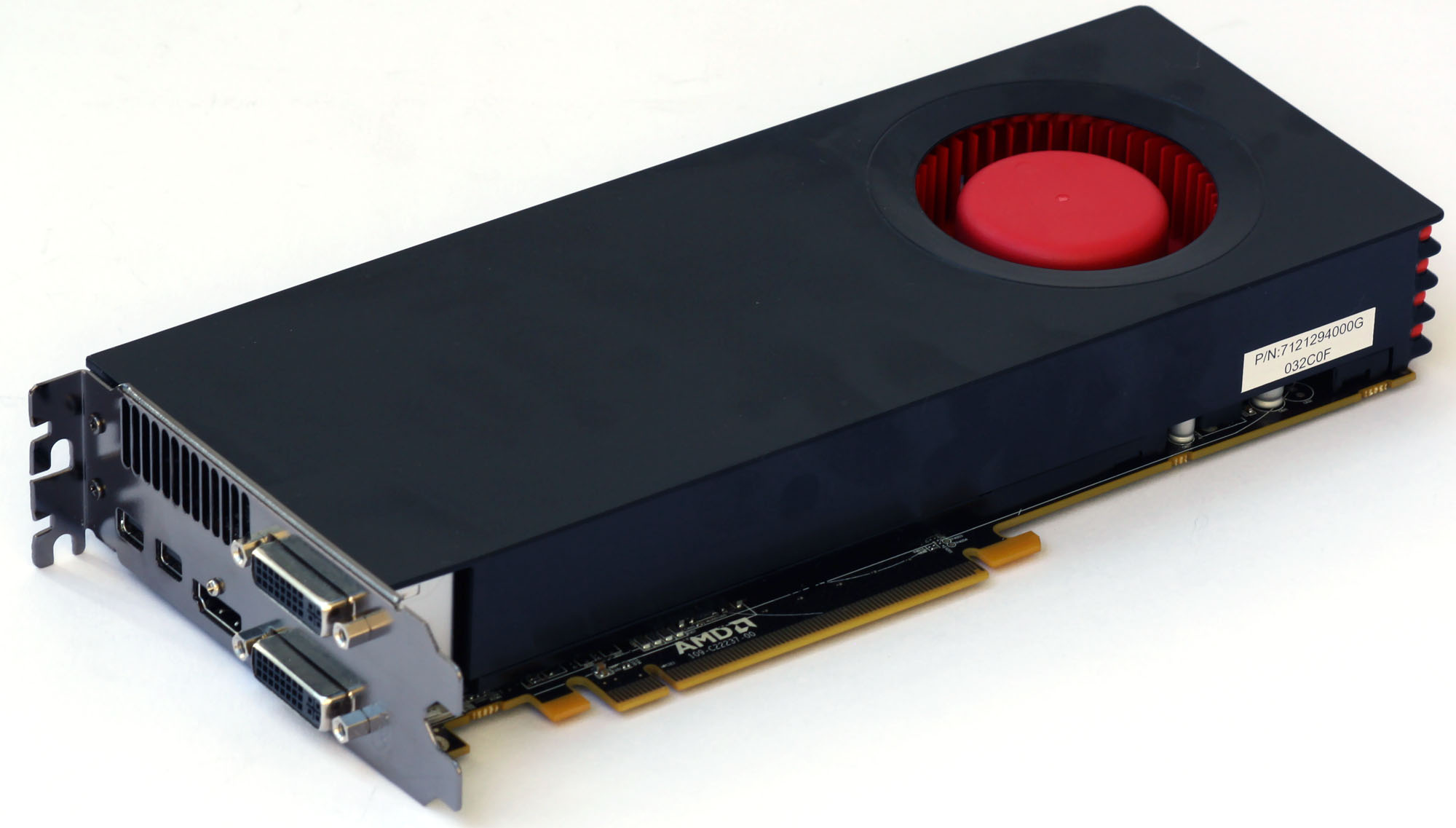 AMD Radeon HD 6790 — test hlavního rivala GTX 550 Ti