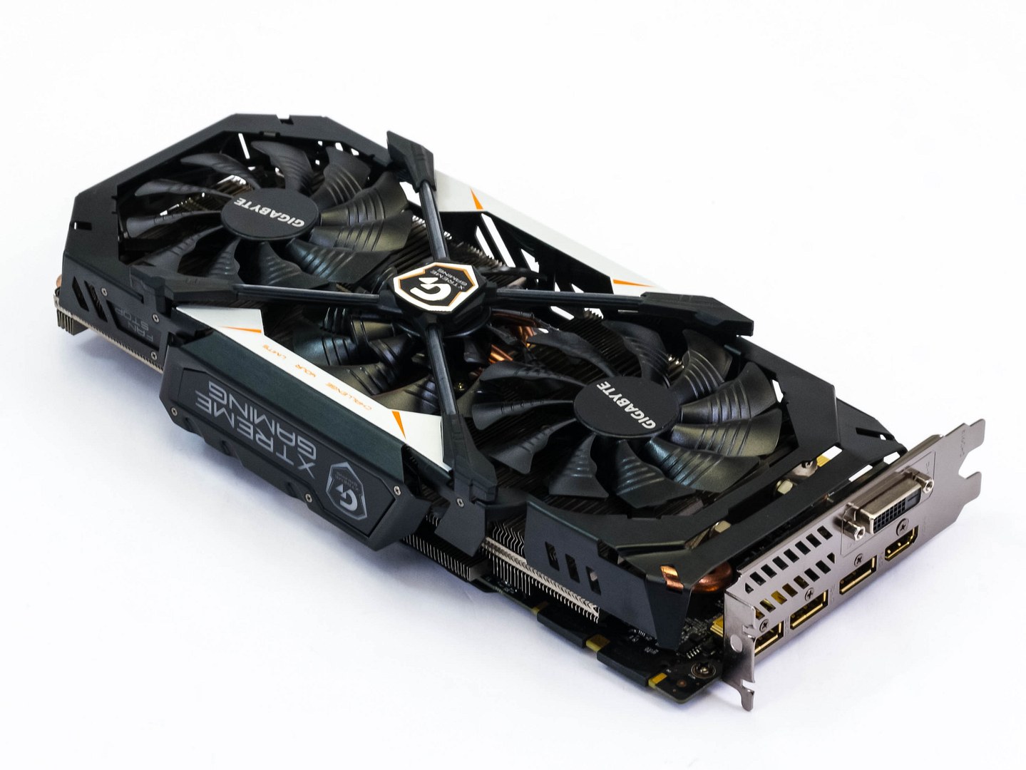 Gigabyte GTX 1080 Xtreme Gaming: zpátky na koni