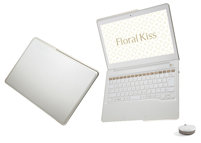 Fujitsu Floral Kiss – módní notebook pro dámy