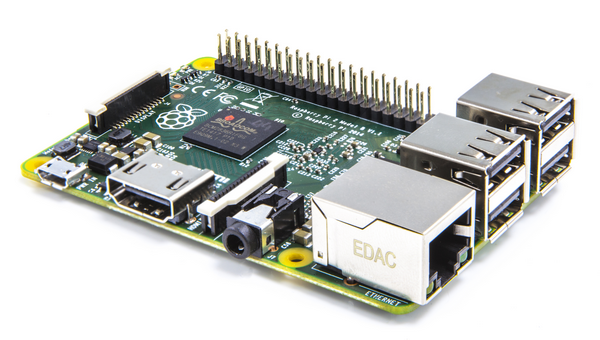 Raspberry Pi 2 – Holý minipočítač za 35 dolarů