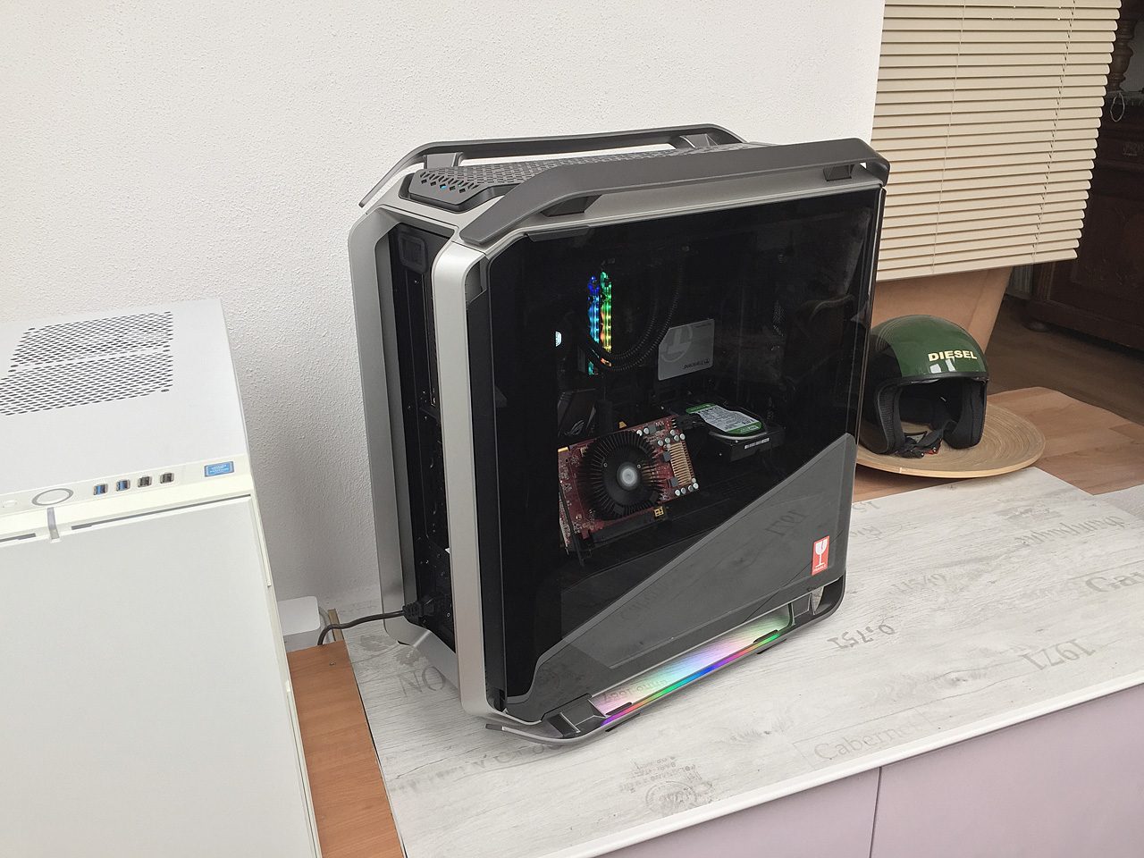 Test Cooler Master COSMOS C700M: Jaká je skříň za 13 tisíc