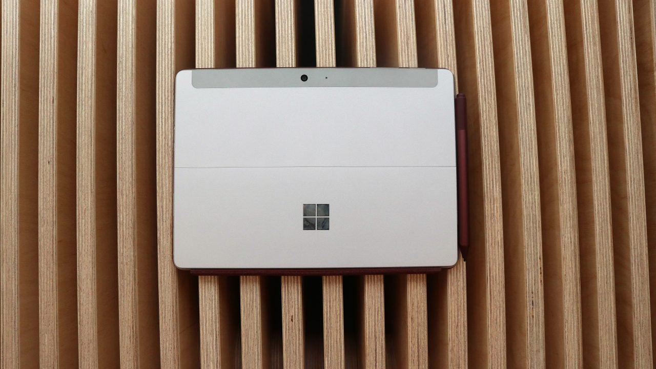 Šeptanda: Microsoft na jaře představí nová zařízení série Surface