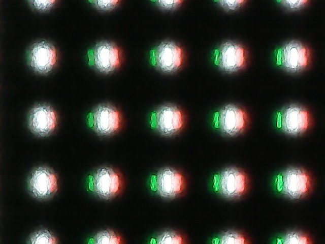 Pixely RWGB u monitoru Asus ROG Swift OLED PG27AQDM