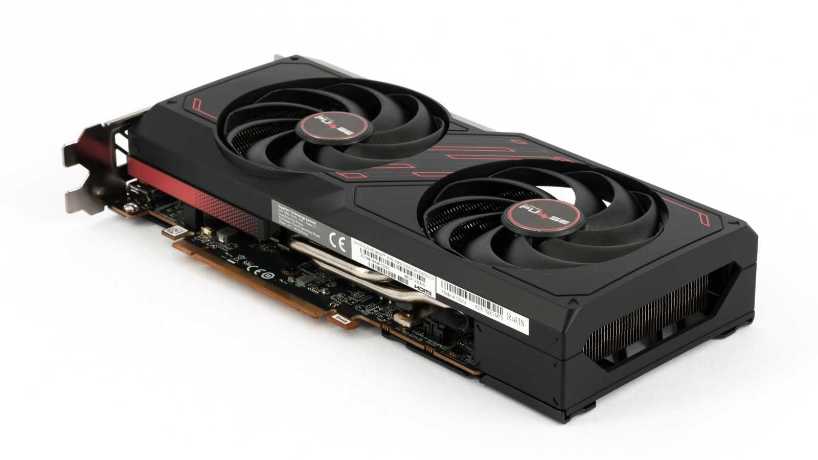 Pulse AMD Radeon RX 7600 8GB v testu: levný a dobrý základ od Sapphire