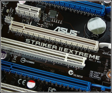 Asus Striker II Extreme s chipsetem nForce 790i Ultra SLI