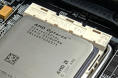 Historické procesory AMD z let 2001–2003 v současných testech 