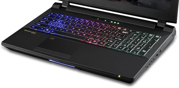 Notebook Eurocom Sky X4E2 – 4K dělo s i7-6700K a GTX 1070