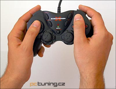 Minirecenze: Gamepad XFX Executioner