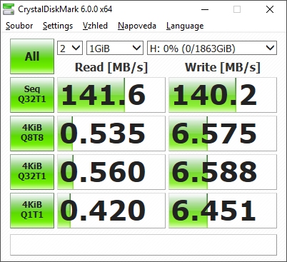 Test deseti 2TB USB disků na stůl, do kapsy a na cesty 