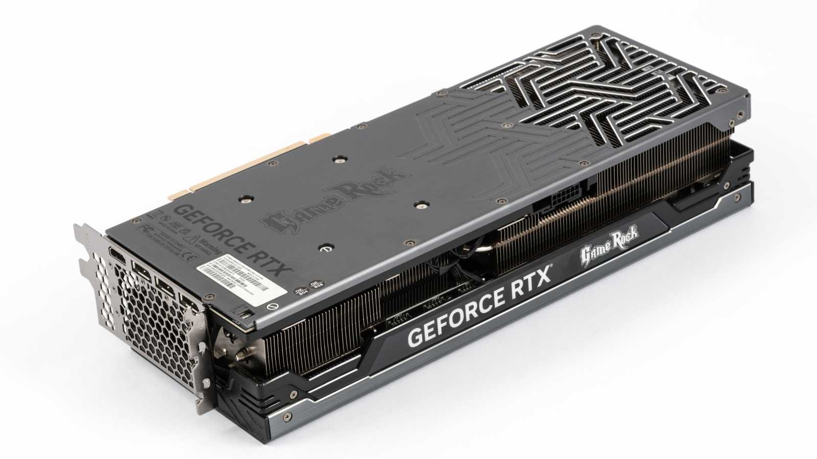 Palit  GeForce RTX 4080 Gamerock v testu: Patří k nejlevnějším, ale chlazení má špičkové