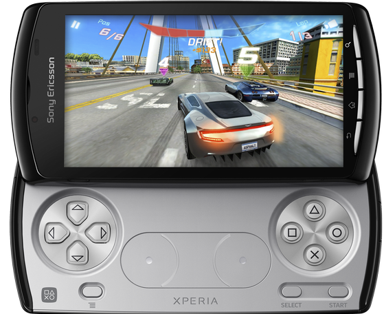 Xperia Play, herní telefon s Androidem, se bude prodávat už koncem března