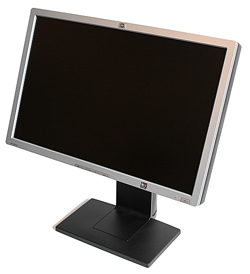 24" HP LP2465 - širokoúhlé LCD "kino" na vašem stole