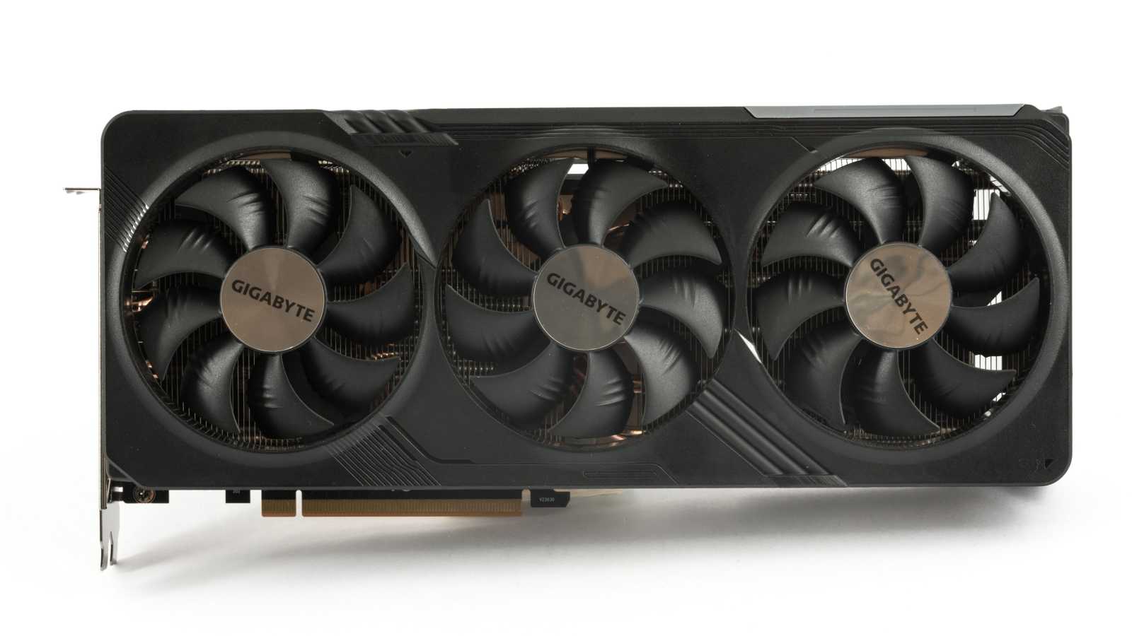 Test Gigabyte Radeon RX 7800 XT Gaming OC: jako RX 6800 XT po faceliftu