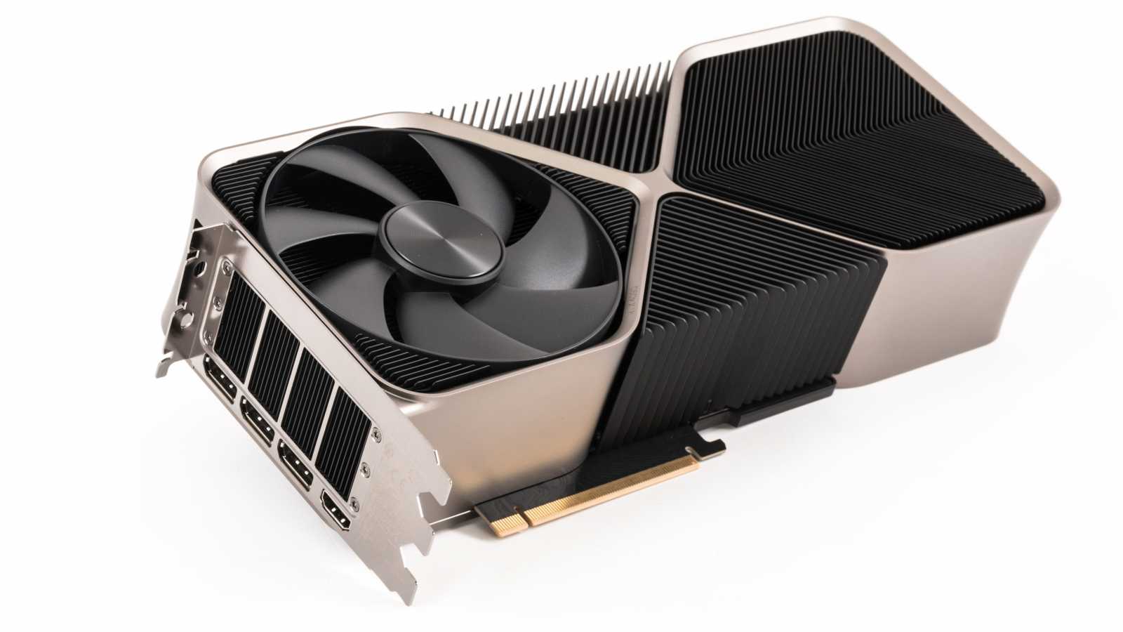 Test Nvidia GeForce RTX 4090 FE: Brutální výkon, na který procesory nestačí