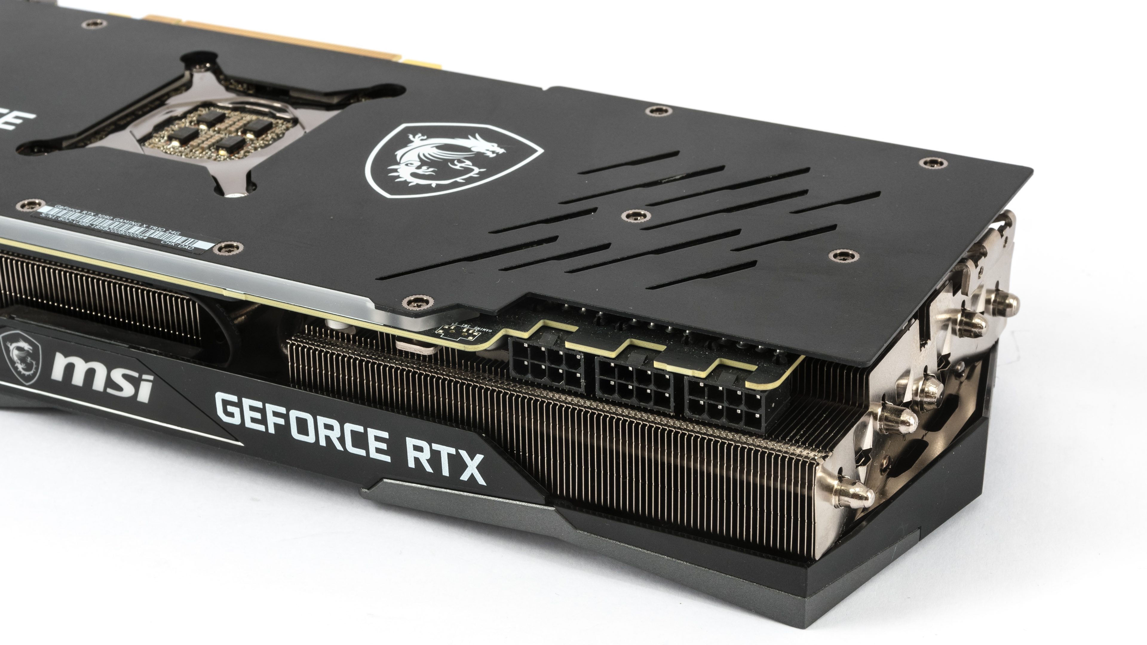 MSI GeForce RTX 3090 Gaming X Trio: Pro šílence fakt něco