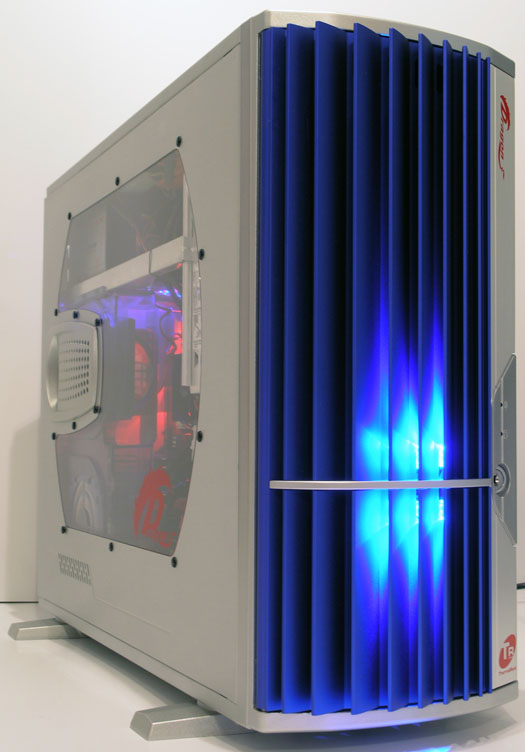 ThermalRock Dragon: Hliníková skříň nejenom pro hráče