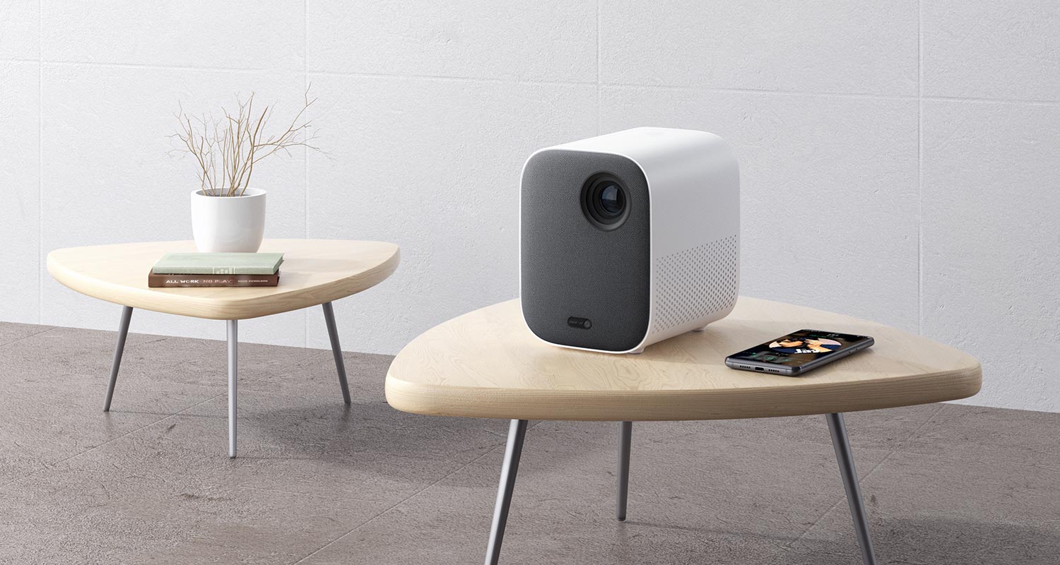 Xiaomi Mi Smart Compact Projector je nový přenosný Full HD projektor